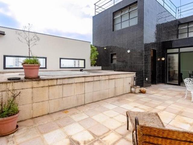Cobertura para venda em Vila Alexandria com 3 quartos, sendo 3 suítes, 259m²