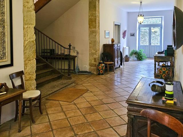 Élégante demeure de caractère du Lauragais avec logement ind. 495m² Saint Michel de Lanès