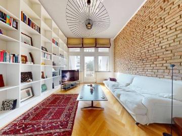 Elegante Drei Zimmer Altbauwohnung in ruhiger und begehrter Wohnlage