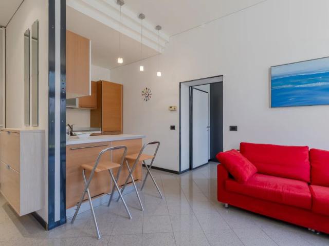 Elegante e luminoso appartamento con vista sul verde