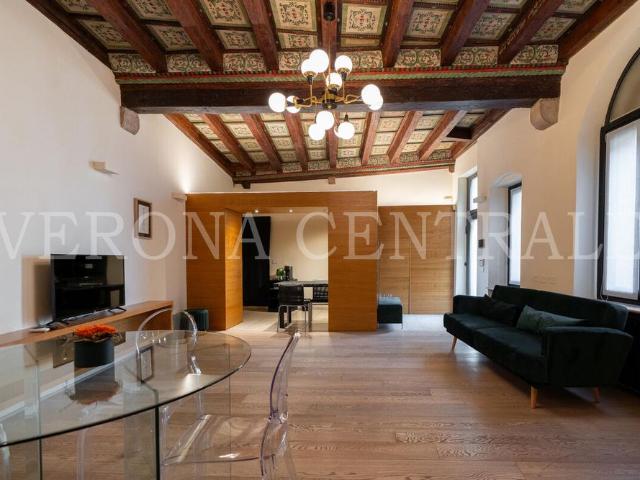 Elegante e Prestigioso Loft nel tranquillo Quartiere Filippini