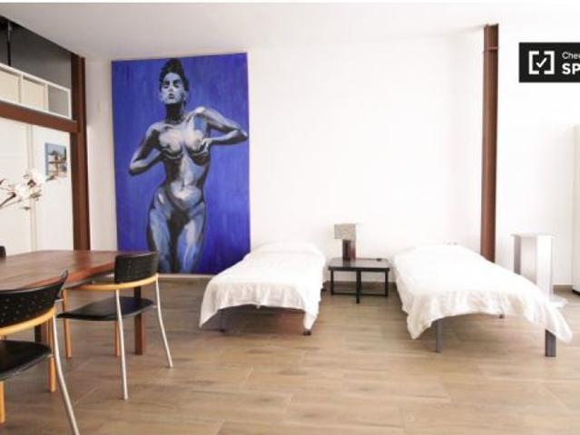 Elegante estudio en alquiler en Badalona