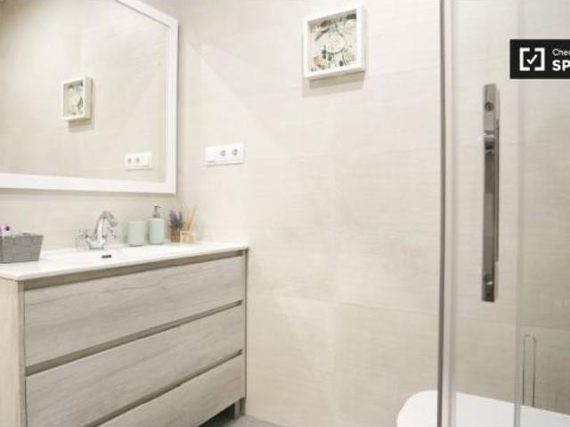 Elegante estudio en alquiler en Ciudad Lineal