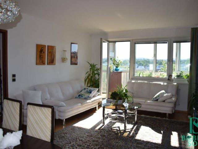 Elegante, großzügige Wohnung Blick über Wien Beim Döblinger Steg