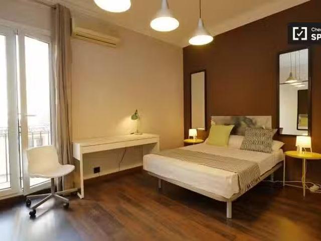 Elegante habitación en alquiler en Gràcia, Barcelona