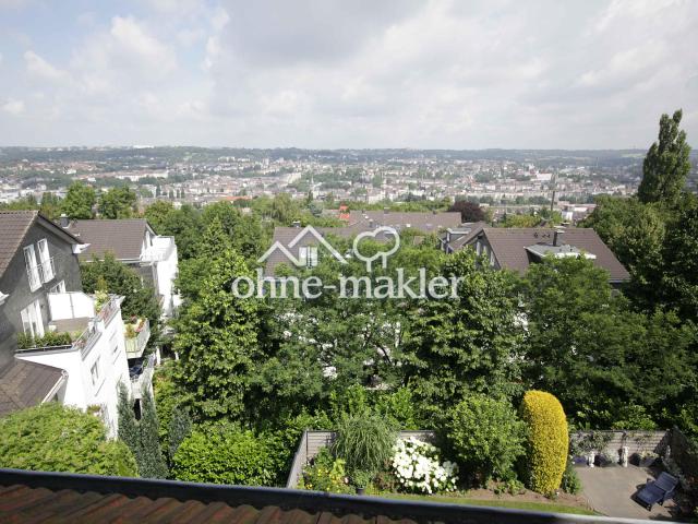 Elegante, helle 3 Zimmer DG Wohnung mit Parkett und Tageslichtbad nähe Tölleturm