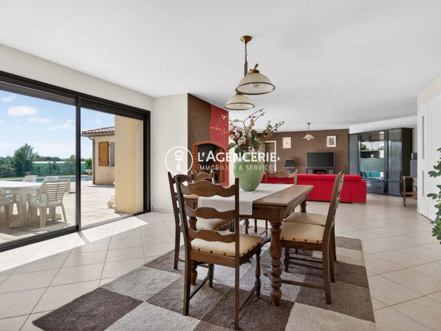 Élégante maison d'architecte avec piscine 186m² Lescure d'Albigeois