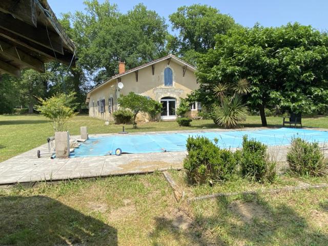 Élégante maison de campagne en pierre 280 m2 habitables