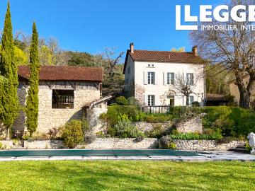 Elégante Maison de Maître avec piscine, maison en pierre à rénover et dépendances – Quercy Blanc