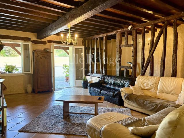 Élégante maison en pierre de 3 chambres, un écrin de nature. 162m² Beaupuy