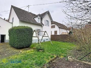 Élégante maison familiale dans un environnement privilégié à Hoenheim