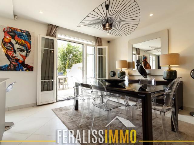 Elégante maison familiale 4 chambres avec piscine et suite p