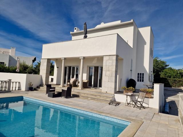 Elegante Moradia Moderna V4+1 Quartos, Piscina, Garagem E Be. 246m² Tavira Santa Maria