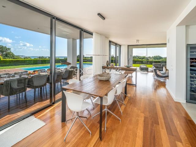 Elegante moradia com vistas excepcionais e acesso direto ao. 193m² Lagos