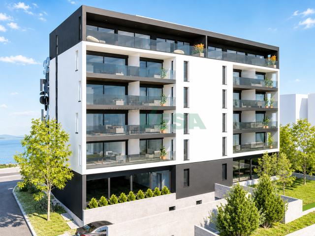 Elegante, neue und helle 3,5 Zimmer Wohnung