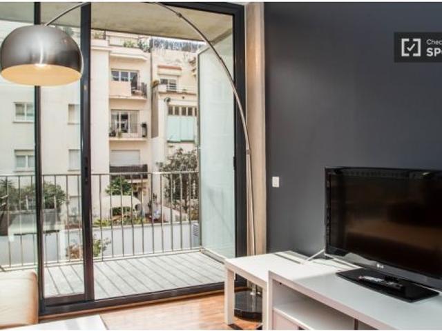 Elegante piso de 2 habitaciones con balcón en la zona de Sarrià Sant Gervasi