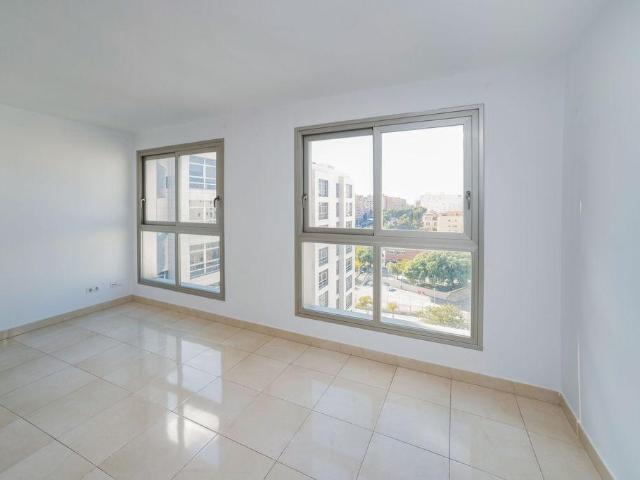 ✨ Elegante piso en Alicante con piscina, gimnasio y garaje | ¡Listo para entrar a vivir! ✨