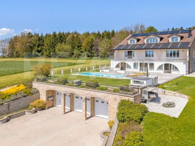 Élégante propriété avec 2 habitations indépendantes et piscine