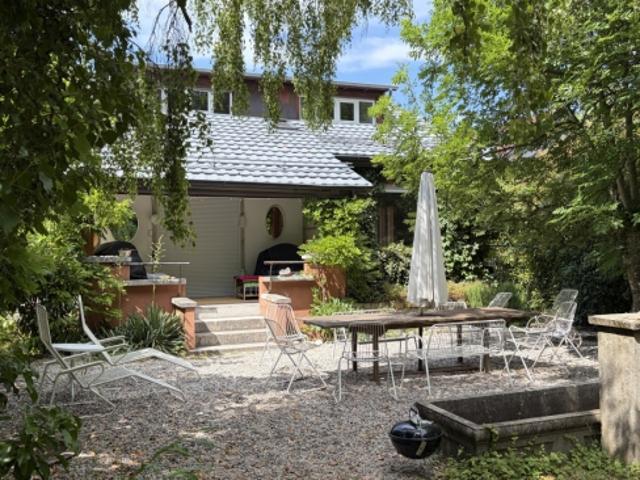 Elegante renovierte Villa in einer friedlichen Wohnumgebung