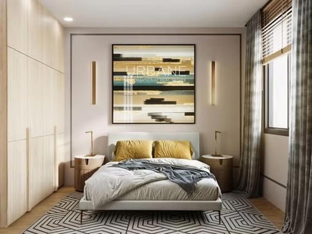 Elegante residencia recién renovada con terraza en el corazó. 133m² Barcelona