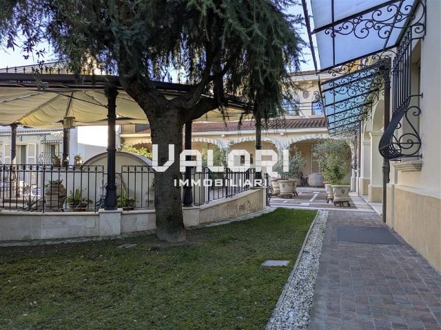 Elegante Residenza Indipendente in Via Firenze a Faenza