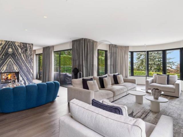 Elegante schlüsselfertige Villa mit Seeblick – Cologny
