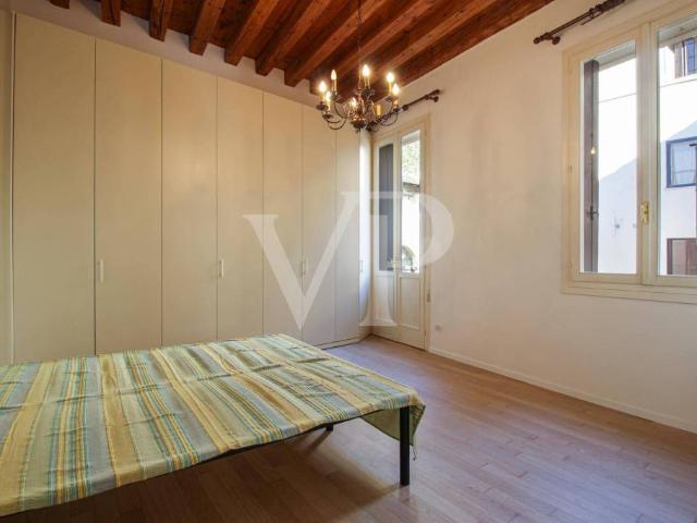 Elegante soluzione affaccio su Corso Palladio