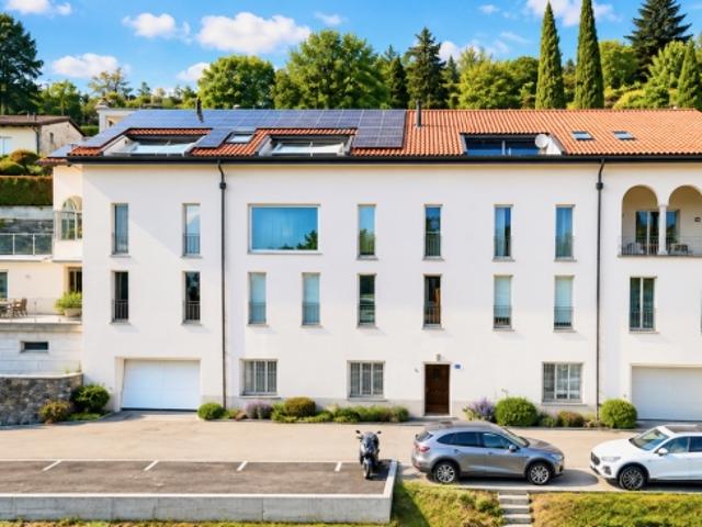 Elegantes 3.5 Zimmer Apartment mit Panoramablick in Porza