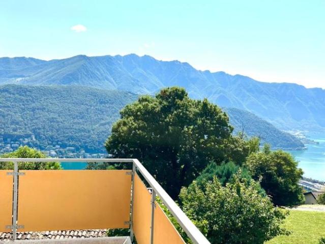 Elegantes 3,5 Zimmer Penthouse mit Blick auf den Luganersee