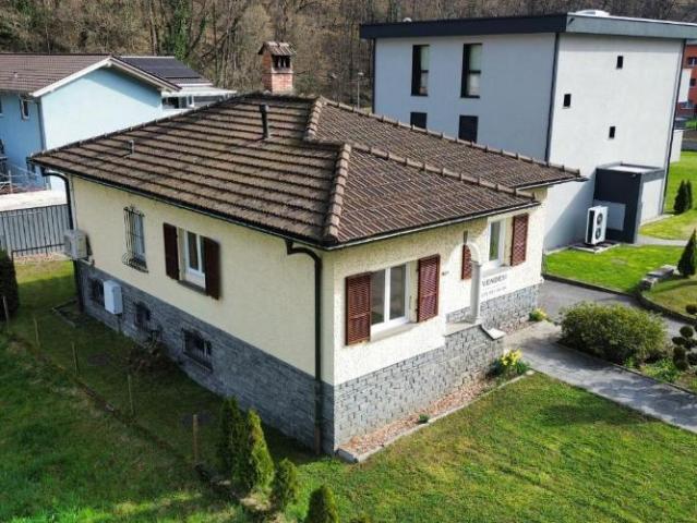 Elegantes 4.5 Zimmer Einfamilienhaus mit Bergblick in Pollegio