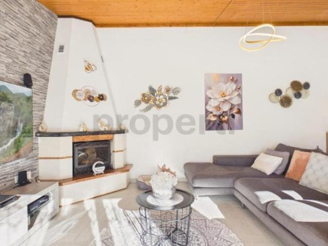 Elegantes 5.5 Zimmer Einfamilienhaus mit Patio, in Lodrino Riviera