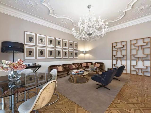 Elegantes Altbauapartment beim Schloss Belvedere – Wohnen in bester Wiener Lage