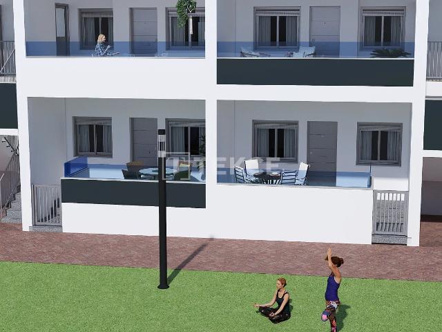 Elegantes Apartamentos con Piscina Comunitaria en Los Altos Alicante