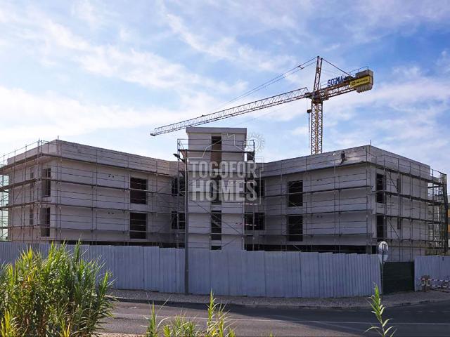 Elegantes Apartamentos T2+1 a 450m da Praia Meia Praia, Lagos Oeste Algarve