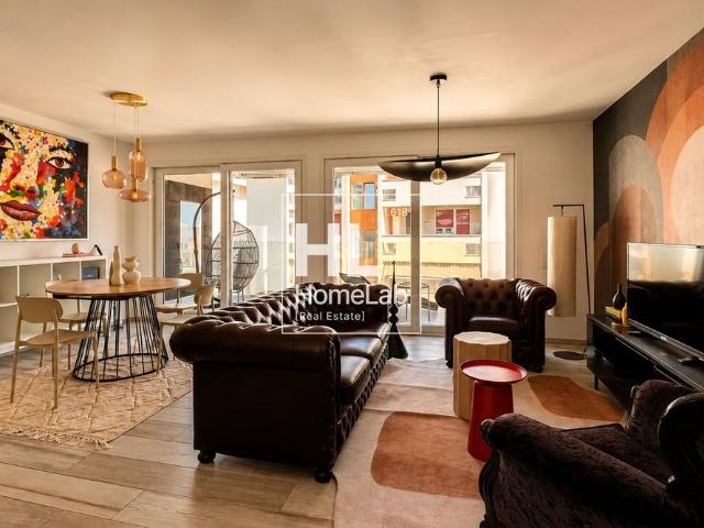 ELEGANTE APPARTAMENTO ARREDATO CON AMPIA TERRAZZA A MASSAGNO