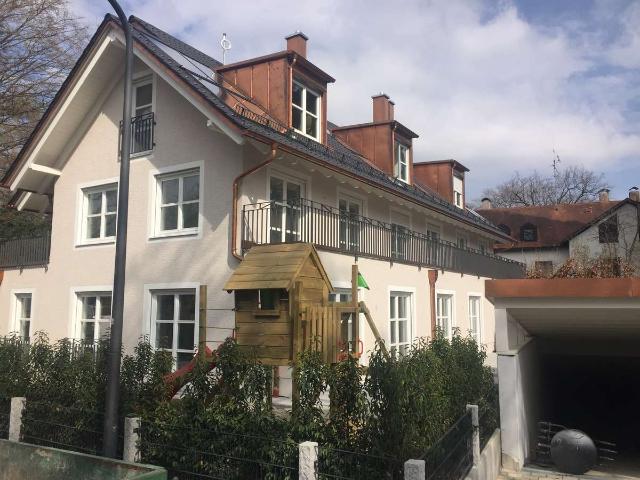 Elegantes hochwertiges Reihenmittelhaus mitten in Solln