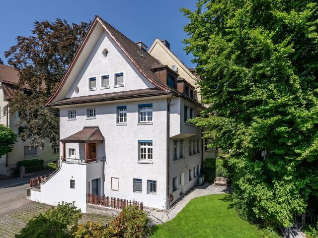 Elegantes Stadthaus von 1914 in Zürich Oberstrass