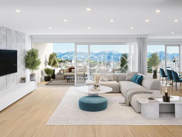 Elegante 4.5 Zimmer Attika Wohnung, wenige Schritte von Piazza Grande und See entfernt | Elegante 4.5 Zimmer Attika Wohnung, wenige Schritte von Piazza Grande und See entfernt