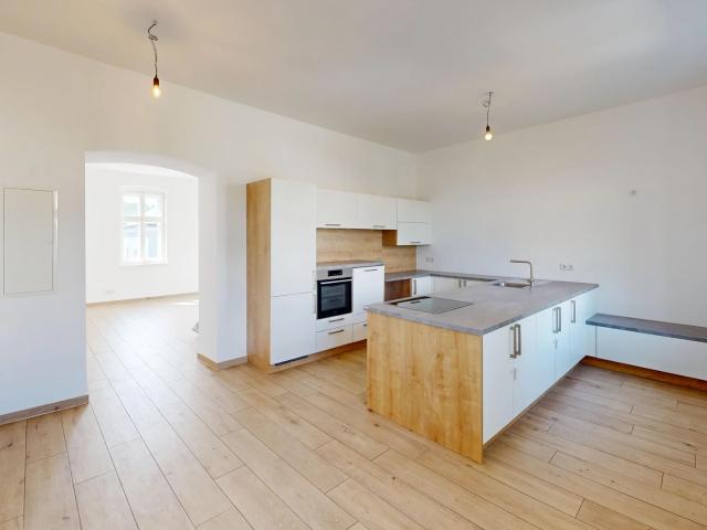 Elegantes Wohnen mit Freiflächen und hochwertigem Komfort | ZELLMANN IMMOBILIEN