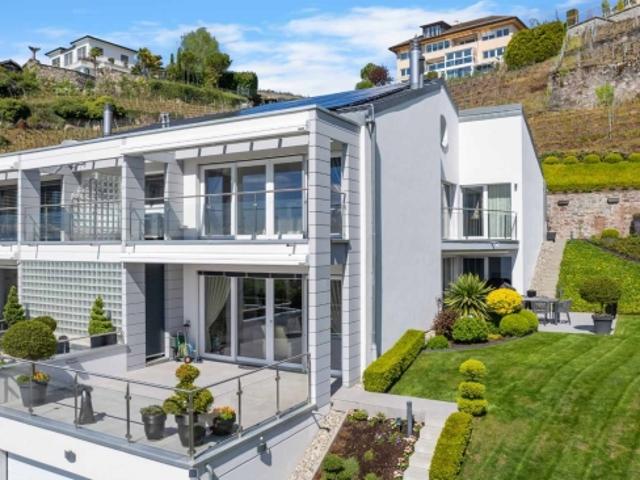 Elegantes, zeitgenössisches Anwesen mit Panoramablick auf den Genfersee