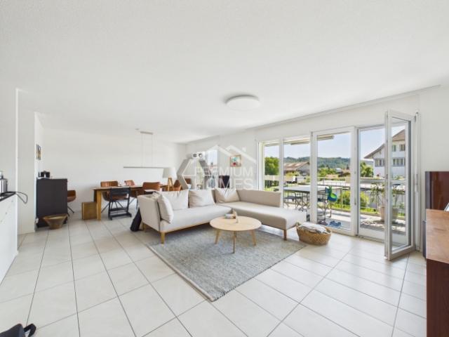 Elegantes Zuhause mit wunderschönem Aarepanorama