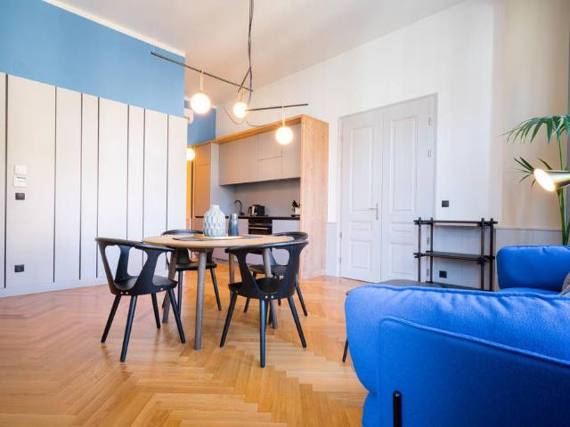 Elegantly furnished accommodation with balcony and air conditioning