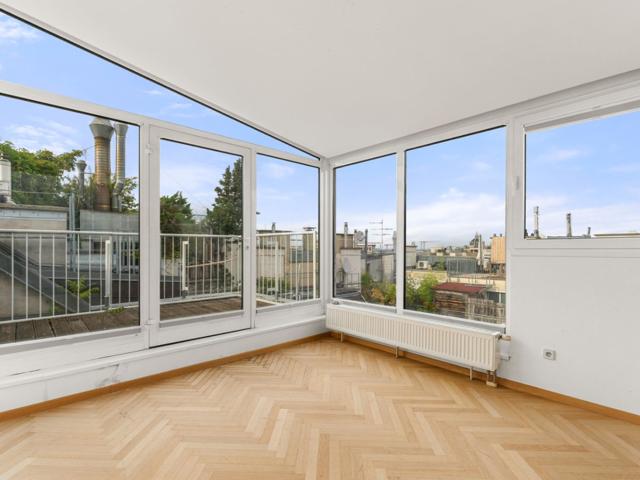 Eleganz auf Zwei Ebenen! Dachterrassenwohnung im Herzen Wiens