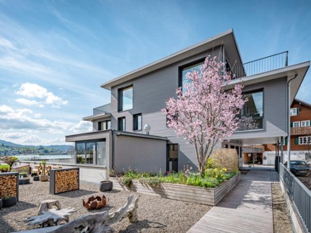 ELEGANZ, KLASSE UND FLEXIBILITÄT 3.5 ZIMMER DOPPELEINFAMILIENHAUS