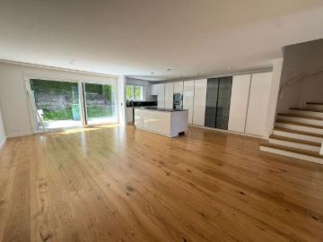 ELEGANZ TRIFFT WOHNKOMFORT – EXKLUSIVES HAUS MIT PRIVATGARTEN