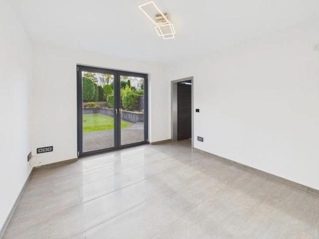 Eleganz trifft Flexibilität – hochwertiges Stadthaus in bevorzugter Lage Pulheims