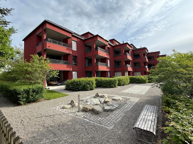Eleganz trifft Funktionalität: Neubau 3.5 Zimmerwohnung in Bülach