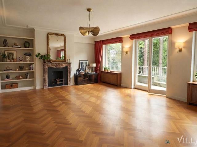 ELEGANCE AND SERENITY IN THE HEART OF VERT CHASSEUR
