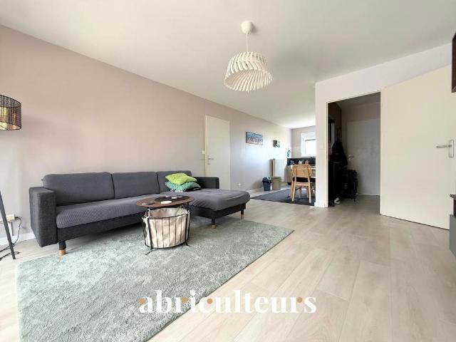Élégance et Emplacement Premium: Superbe T3 Contemporain av. 65m² Dunkerque
