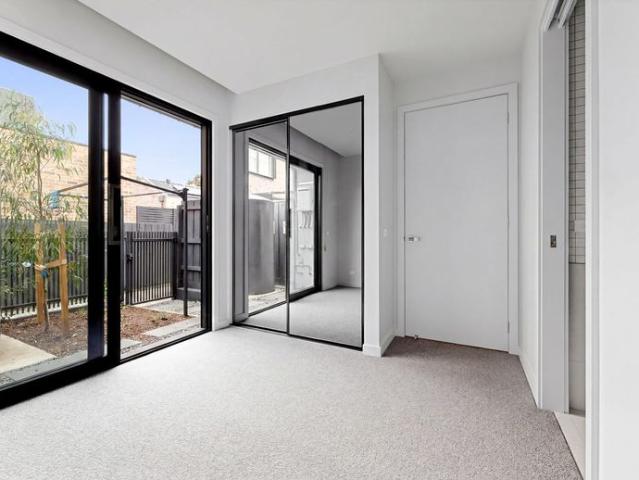 Elegance in Ivanhoe's Premier Enclave – Brand New 2 Bedroom Townhouse with Designer Finishes & Secure Parking
